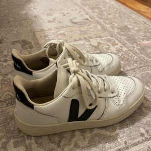 Veja sneakers